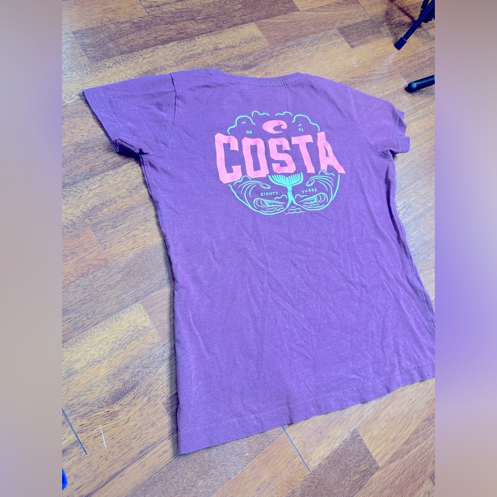 Costa women’s t shirt size medium